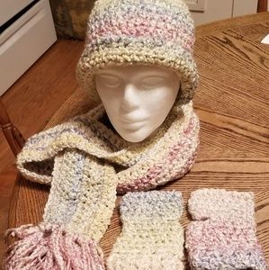 Crochet handwarmers, boggan, and scarf